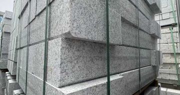 金昌芝麻白路牙石 马路牙子