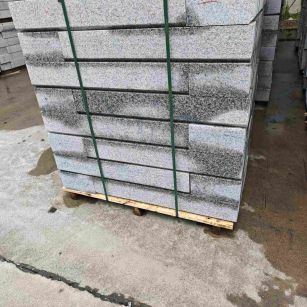 金昌芙蓉白路牙石，马路牙子