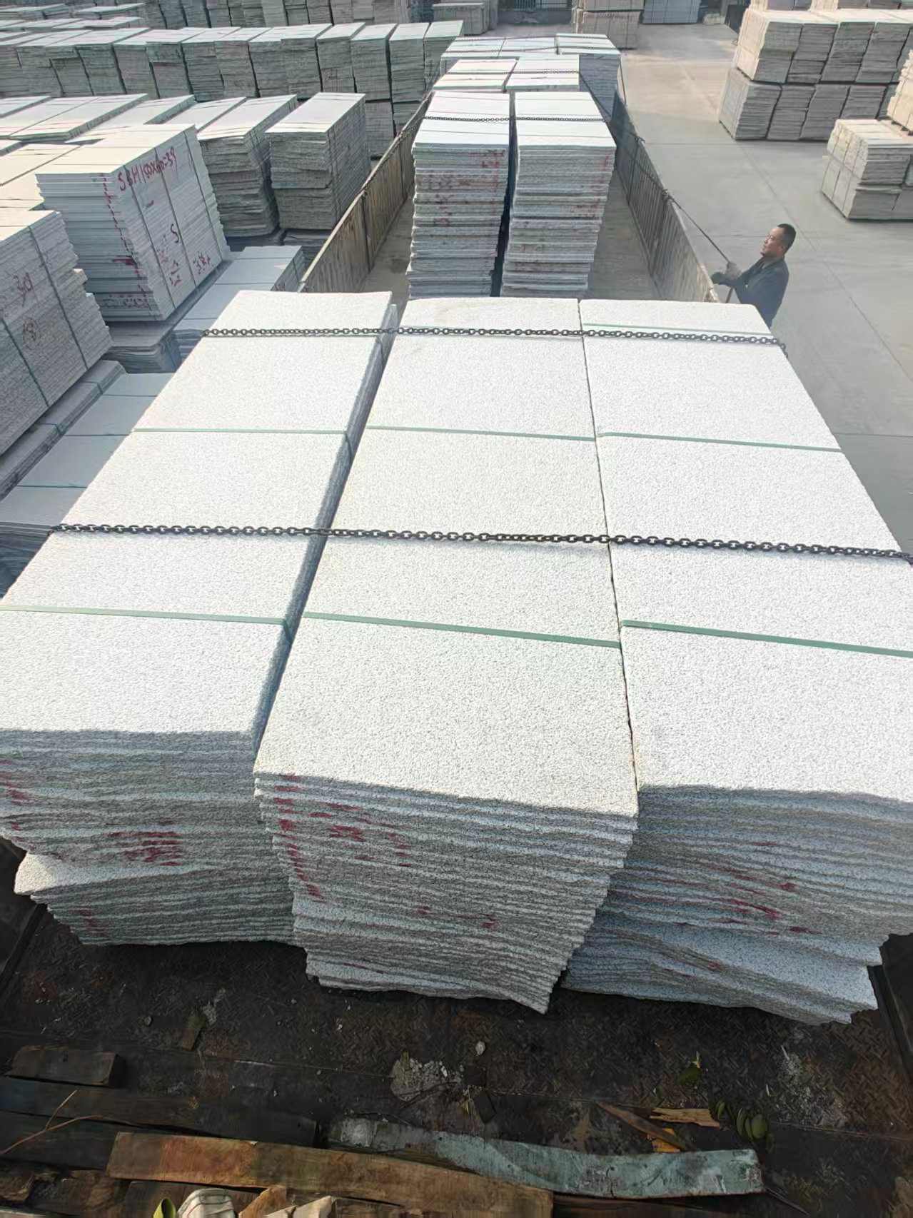 金昌芝麻白毛板，石材毛板