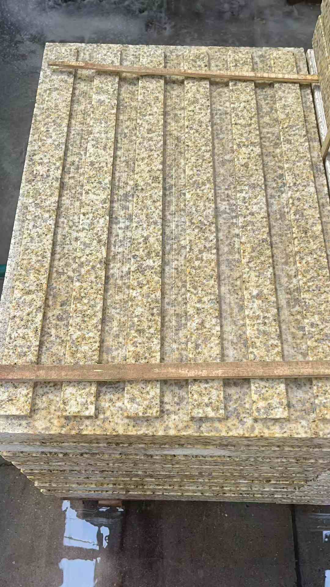 金昌黄金麻盲道 石材盲道
