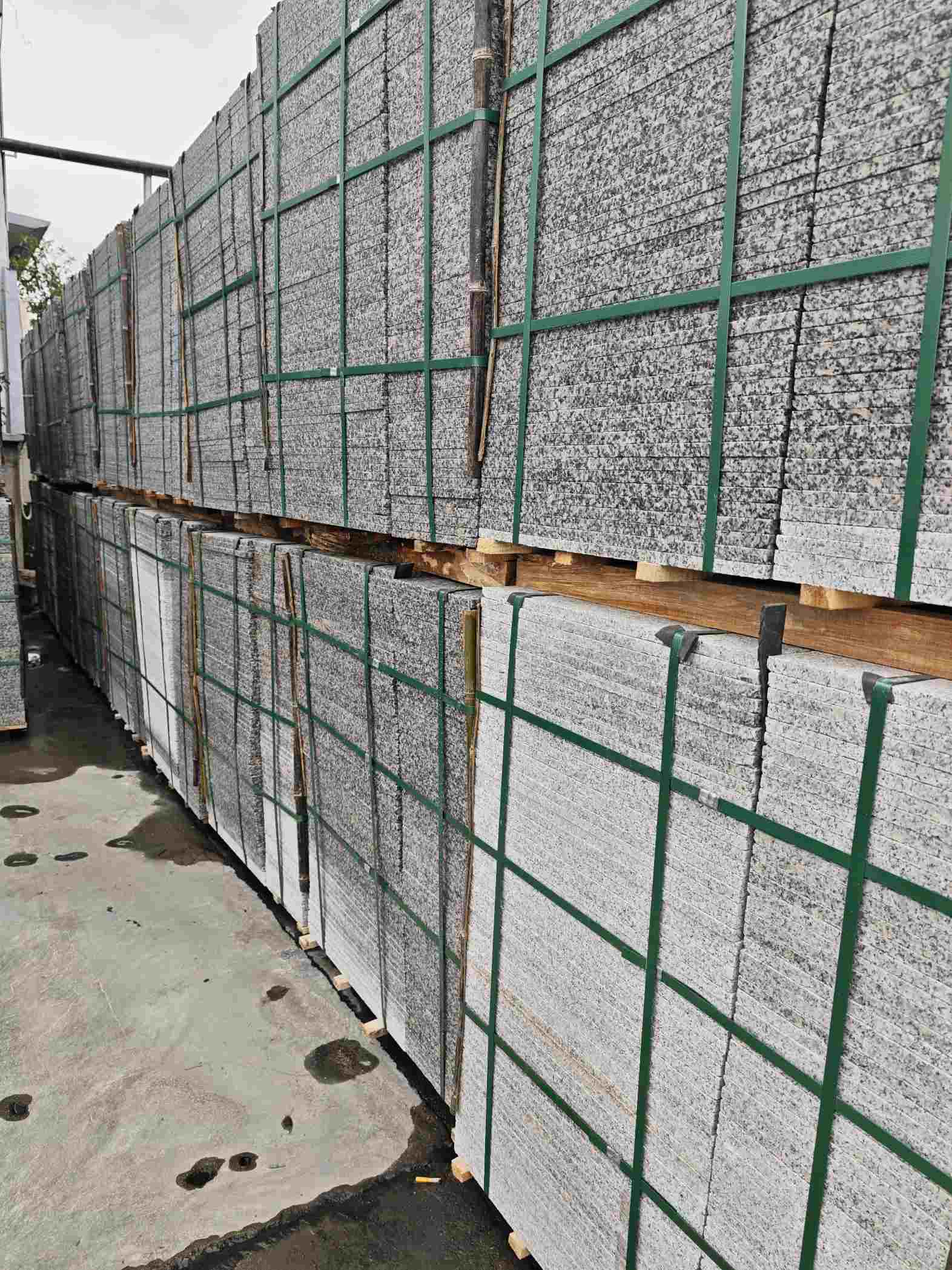 金昌芙蓉白地铺石，石材地铺石